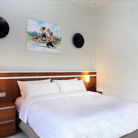 The Jumbo Homestay Kuta  외부 사진