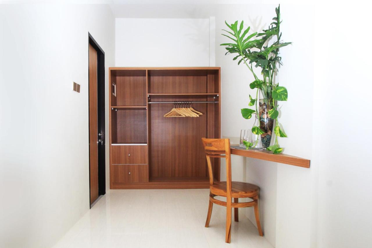 The Jumbo Homestay Kuta  외부 사진